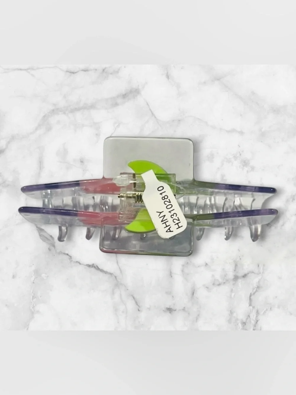 NWT Tulip Clear Hair Claw Clip
